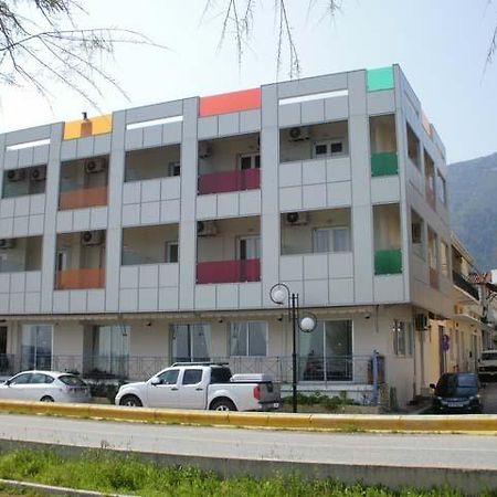 Amfitrion Hotel Agios Konstantinos  Exterior photo